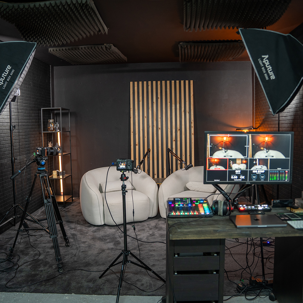 CYP white carousel studios 5